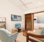 2 Hale Lani - Accommodation Guide