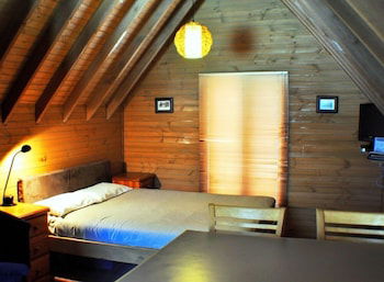 Loft - Accommodation Guide 0