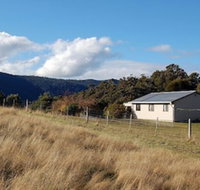 Engadine Cottage - Accommodation Guide