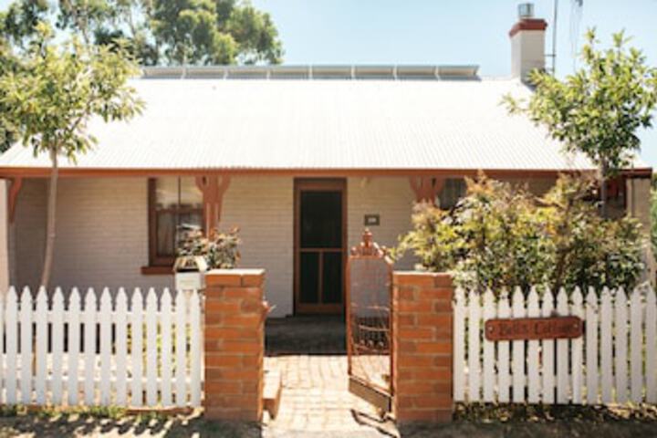 West Bendigo VIC Accommodation Asia
