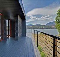 Amazing Unique Five-Star Waterfront Retreat - Accommodation Guide