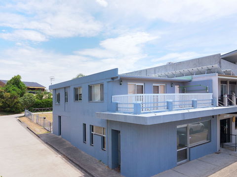 The Loft At Fingal Bay - Accommodation Asia 2