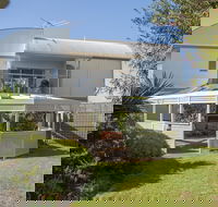 Through the Looking Glass - Accommodation Asia