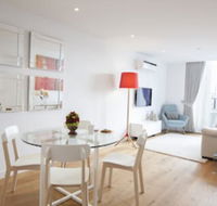 Boutique Stays - Sea Breeze Port Melbourne