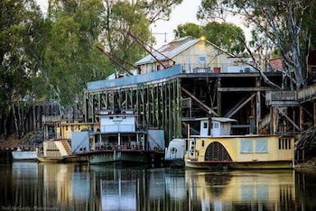 Echuca Moama Holiday Accommodation 2 - Accommodation Guide 3