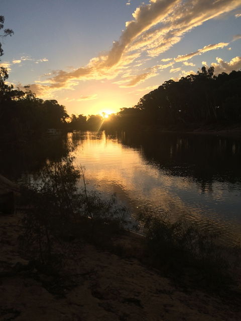 Echuca Moama Holiday Accommodation 2 - Accommodation Guide 1