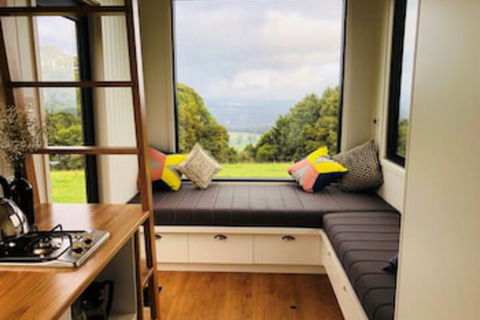 Christopher Tiny House - Accommodation Guide 5