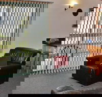 Freycinet Cottage 1 - Accommodation Guide