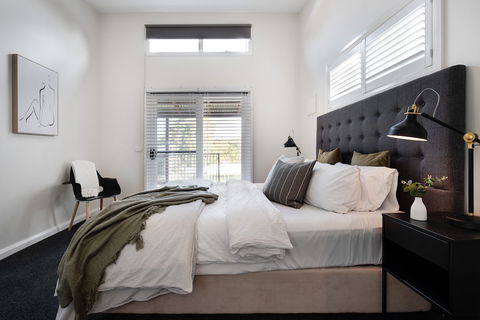 Oblique - Accommodation Asia 1