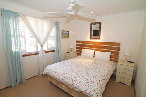 Beach & Bush Getaway - Accommodation Asia 1