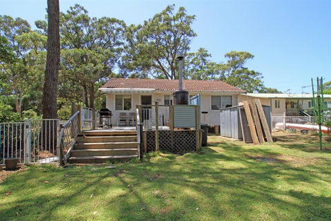 Beach & Bush Getaway - Accommodation Asia 3