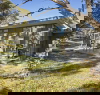 Ecocrackenback 10 'Sustainable chalet close to the slopes.' - Accommodation Asia