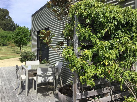 Nextdooratportarthur - Accommodation Guide 2