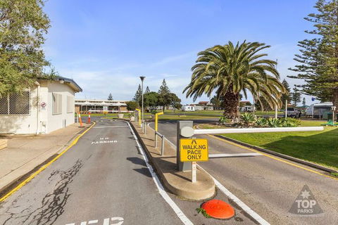 Moana Beach Tourist Park - Accommodation Asia 1