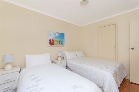 Ocean Break - Accommodation Asia 4