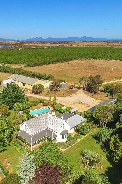 Belmont Homestead - Accommodation Guide 0