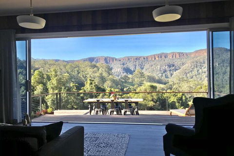 Amaroo Valley Springs - Accommodation Guide 7