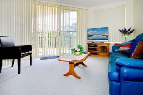 Magnus Pines, Unit 10/52 Magnus Street - Accommodation Asia 0