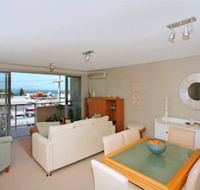 Bayview Apartments Unit 7/42 Stockton Street - Accommodation Asia