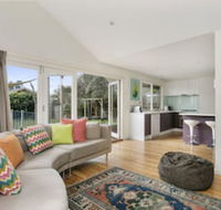 Fern Beach House - Accommodation Guide