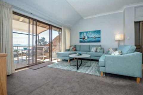 A Yachtsmans Rest, 3/37 Victoria Parade - Accommodation Asia 0