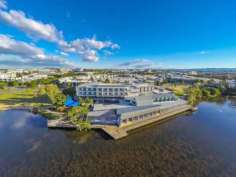 Best Western Plus North Lakes Hotel - Accommodation Guide 3