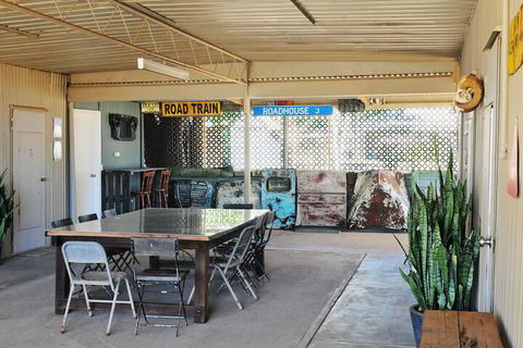 Wooramel Riverside Retreat Campground - Accommodation Guide 6