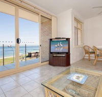 2 Bedroom Apartment Little Hut Unit 3 20 Kurrawa Close - Accommodation Asia