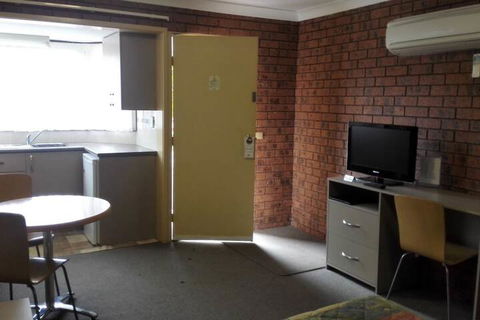 Bomaderry Motor Inn - Accommodation Asia 6