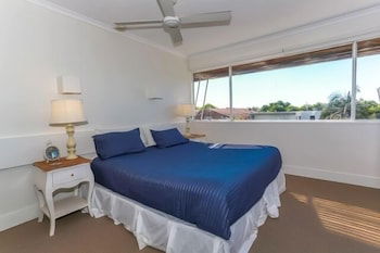 Taranaki - Accommodation Asia 1