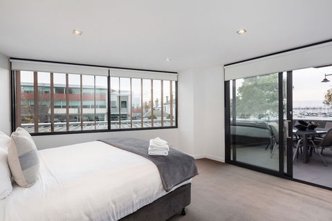 Melbourne Holiday Apartments Williamstown - Accommodation Asia 0
