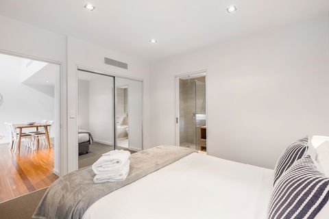 Melbourne Holiday Apartments Williamstown - Accommodation Asia 3