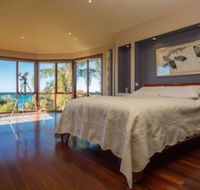 Tura Beach House on Pacific Way