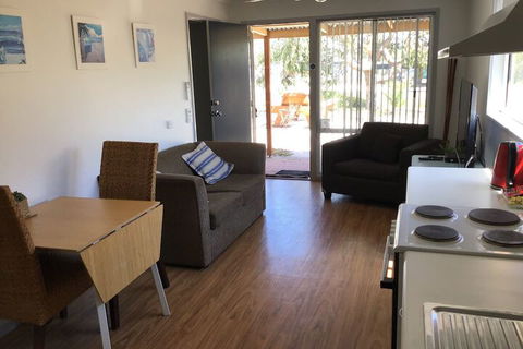 90 Mile Beach House & Villas - Accommodation Asia 4