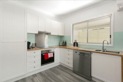 Tallywood 2 Bedroom - Accommodation Asia 5