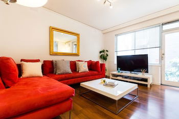 SELENA, 2BDR South Yarra Apartment - Accommodation Asia 0