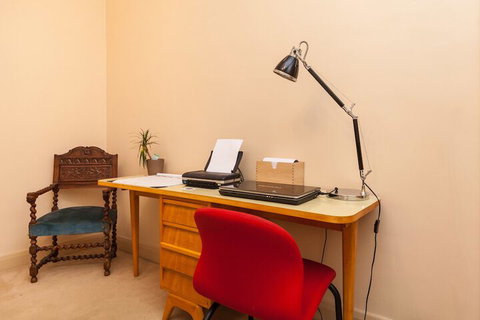 MADELINE, 1BDR Fitzroy Apartment - Accommodation China 3