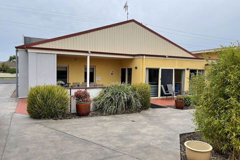 Austral Place 88 Via Merri River - Accommodation Asia 4