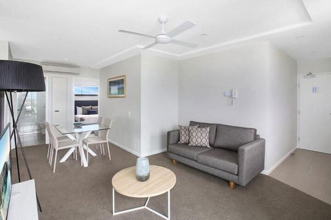 Direct Hotels - Sea Breeze Mooloolaba - Accommodation Asia 4