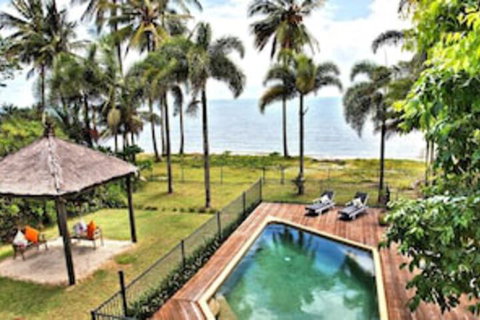Absolute BeachFront Bliss @ Newell Beach - Accommodation Guide 0