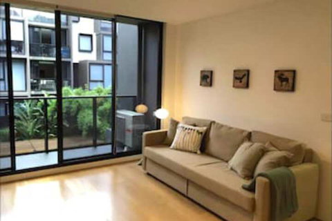 Golding Inn - Accommodation Guide 0