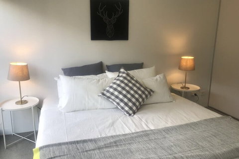 Golding Inn - Accommodation Guide 5