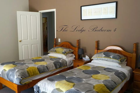 Harmony Forest Accommodation & Vineyard - Accommodation Asia 7