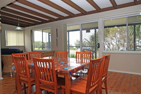 Silversands Beach House - Accommodation Asia 1