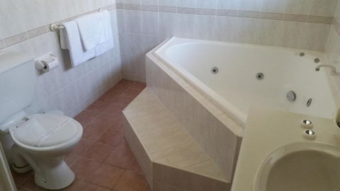 Blayney Central Motel - Accommodation Asia 4