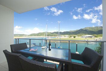 Blue On Blue Superior Studio Room 1241 - Accommodation Guide 0