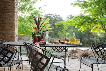 Lake Daylesford Lodge 5 - Accommodation Asia 0