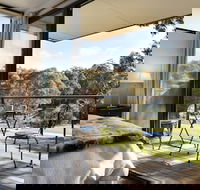Lake Daylesford Lodge 6 - Accommodation Asia