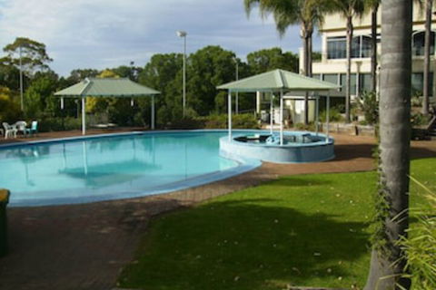Lakeview Villa's - Accommodation Guide 0