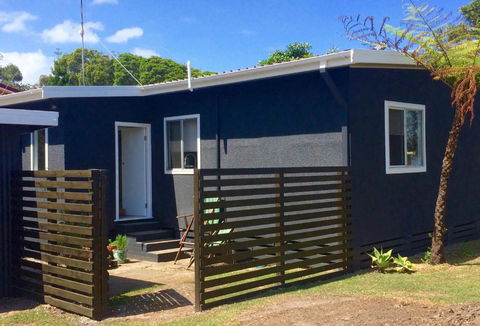 Tallowood Beachfront Cottage - Accommodation Asia 4